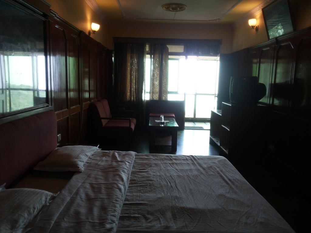 Valley View Hotel Mussoorie Chambre photo