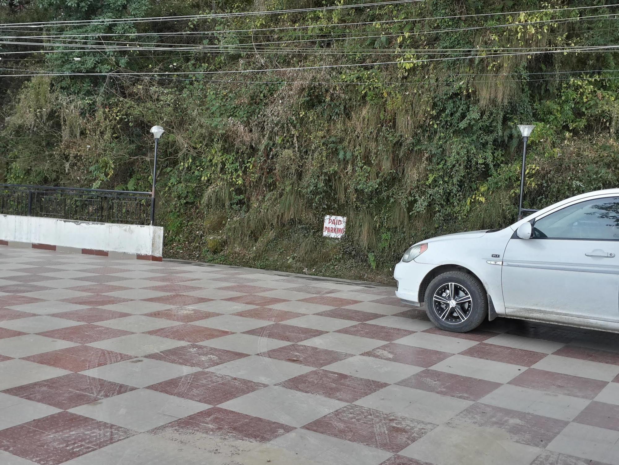 Valley View Hotel Mussoorie Extérieur photo